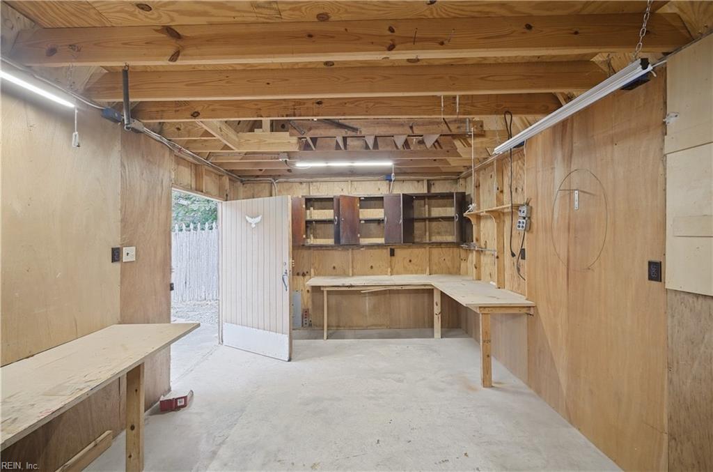 1637 While Ln Property Photo 24