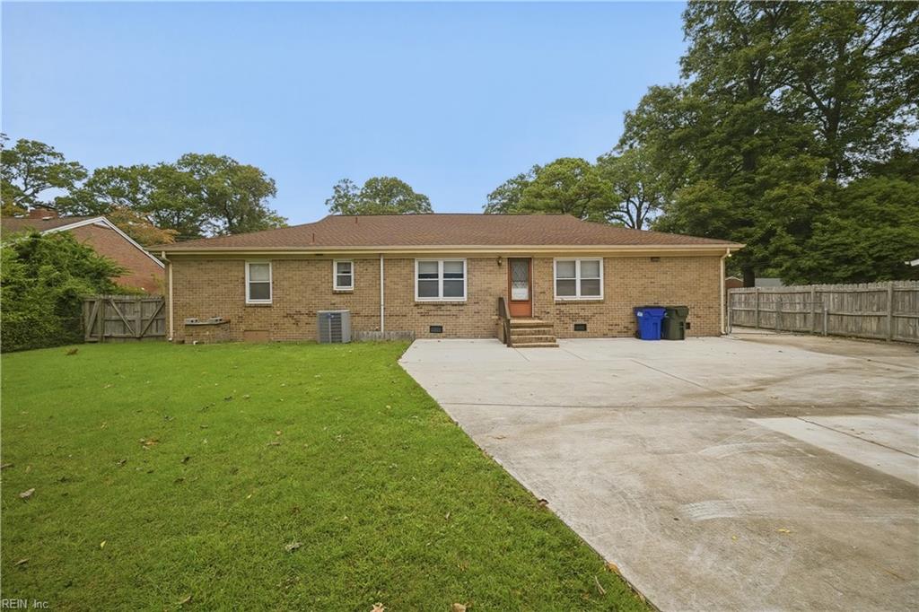 1637 While Ln Property Photo 27