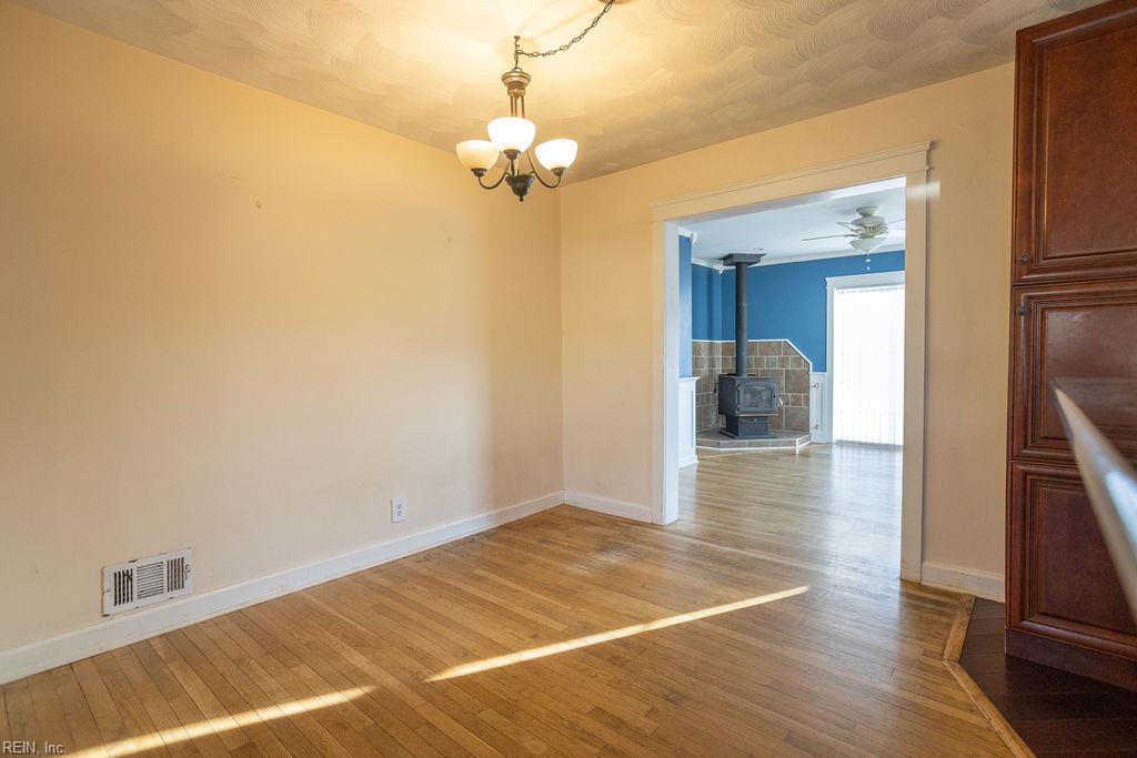1821 Dominion Ave Property Photo 6