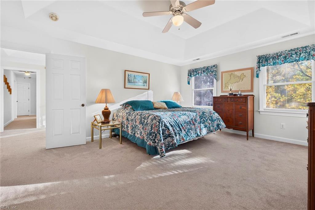 836 Bishopsgate Ln Property Photo 21