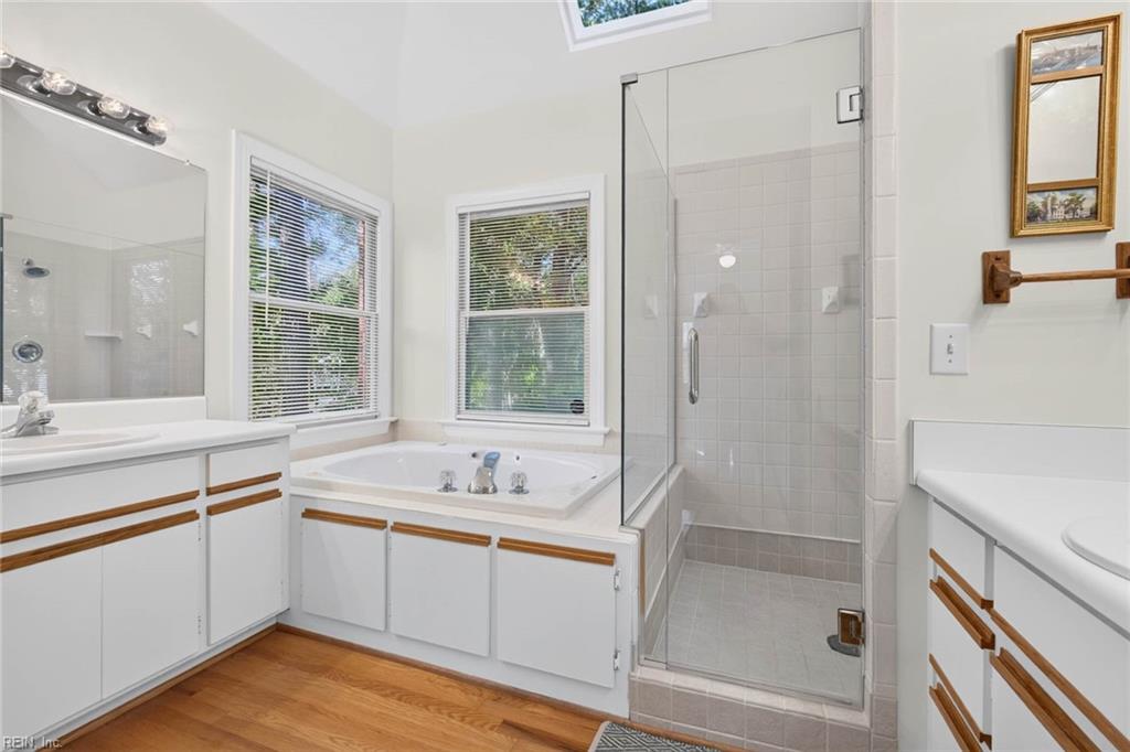 836 Bishopsgate Ln Property Photo 24