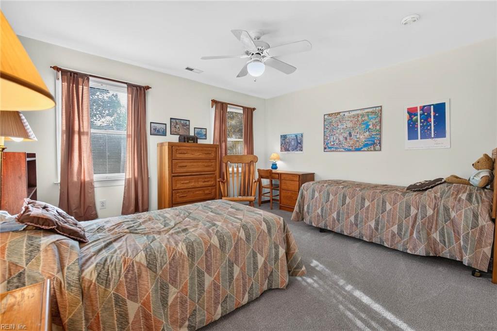 836 Bishopsgate Ln Property Photo 32