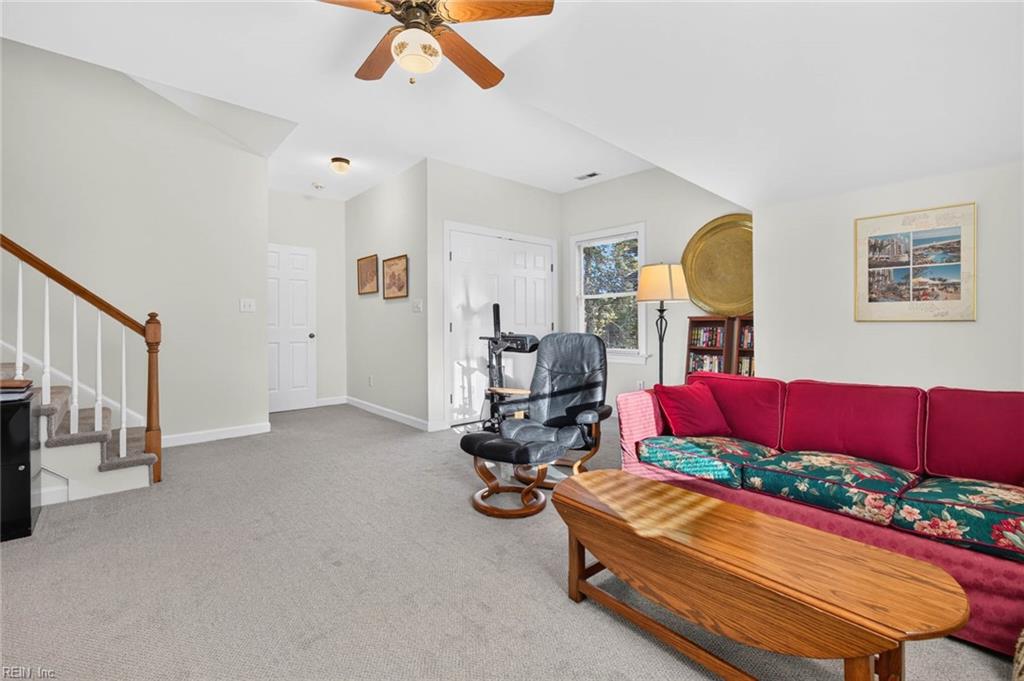 836 Bishopsgate Ln Property Photo 37