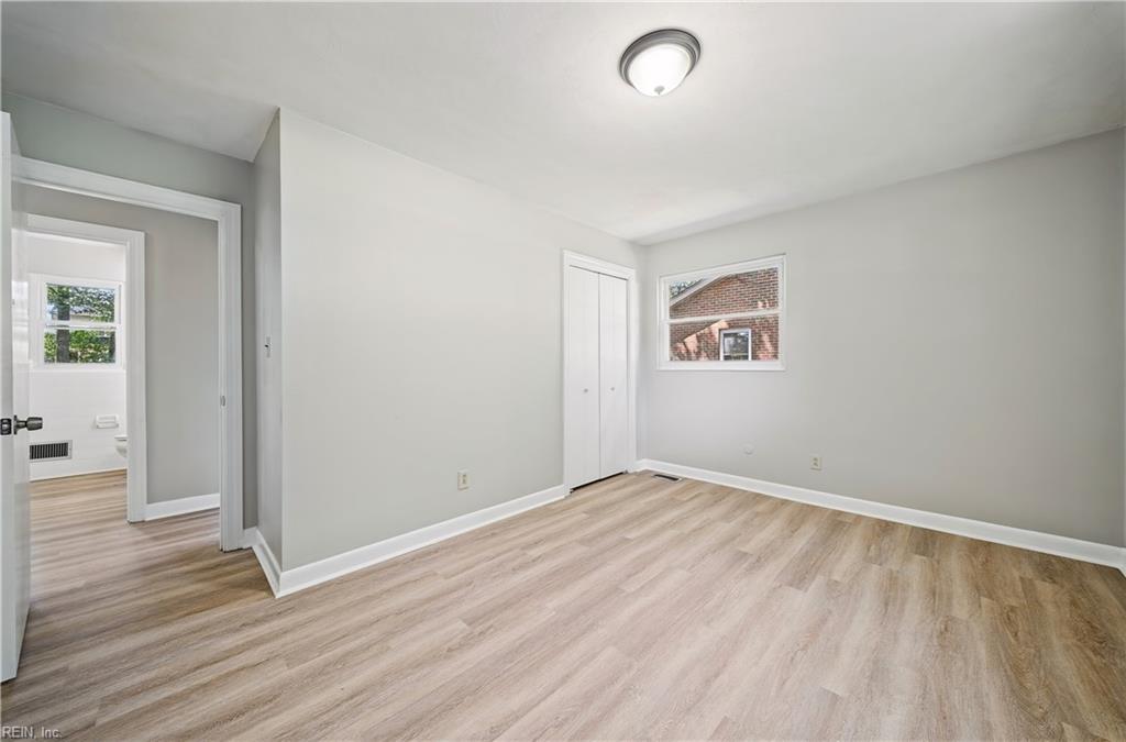 2168 Armada Dr E Property Photo 26