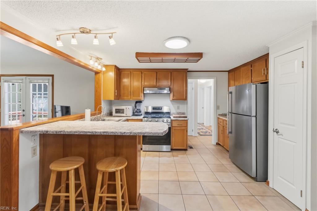 8960 Norseman Ln Property Photo 10