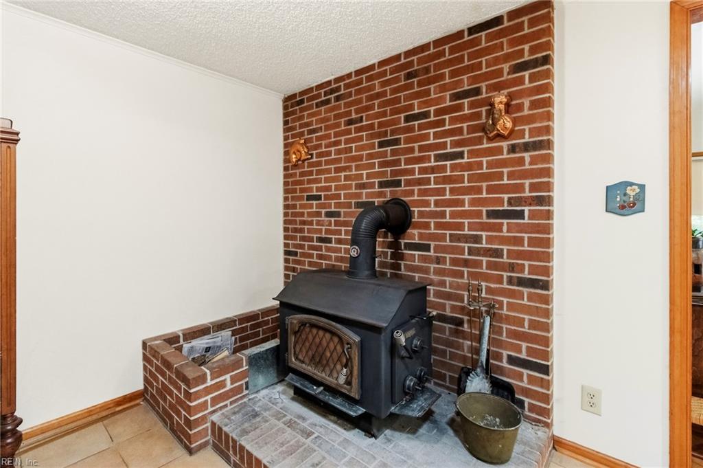 8960 Norseman Ln Property Photo 15