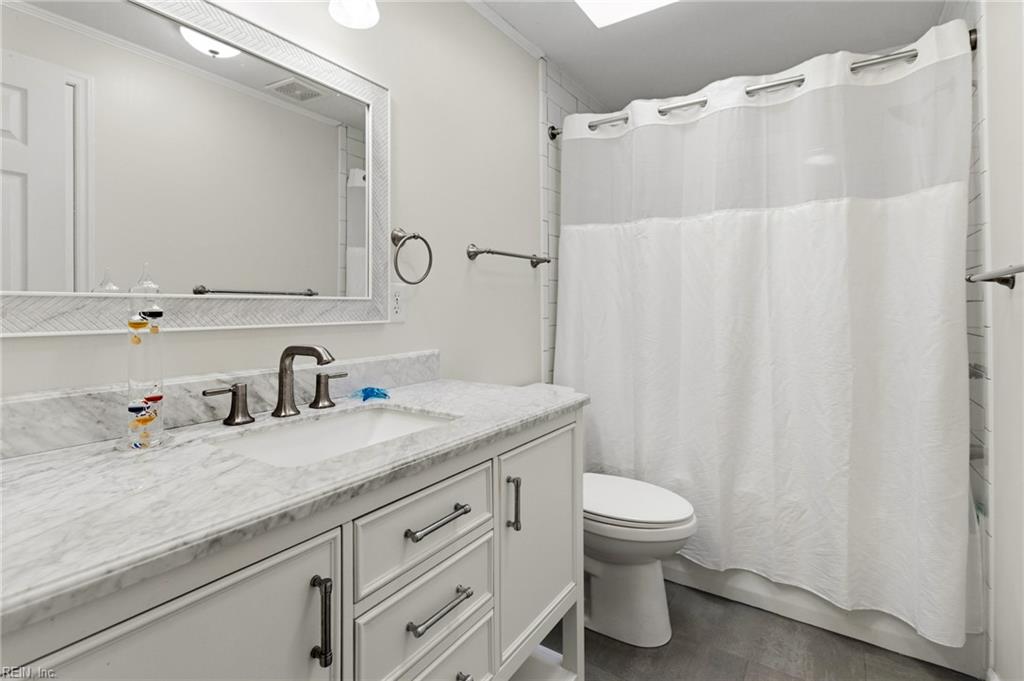 8960 Norseman Ln Property Photo 24