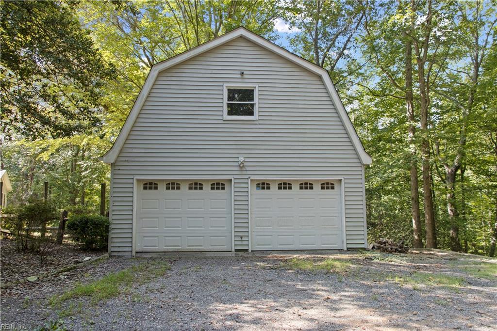 8960 Norseman Ln Property Photo 34