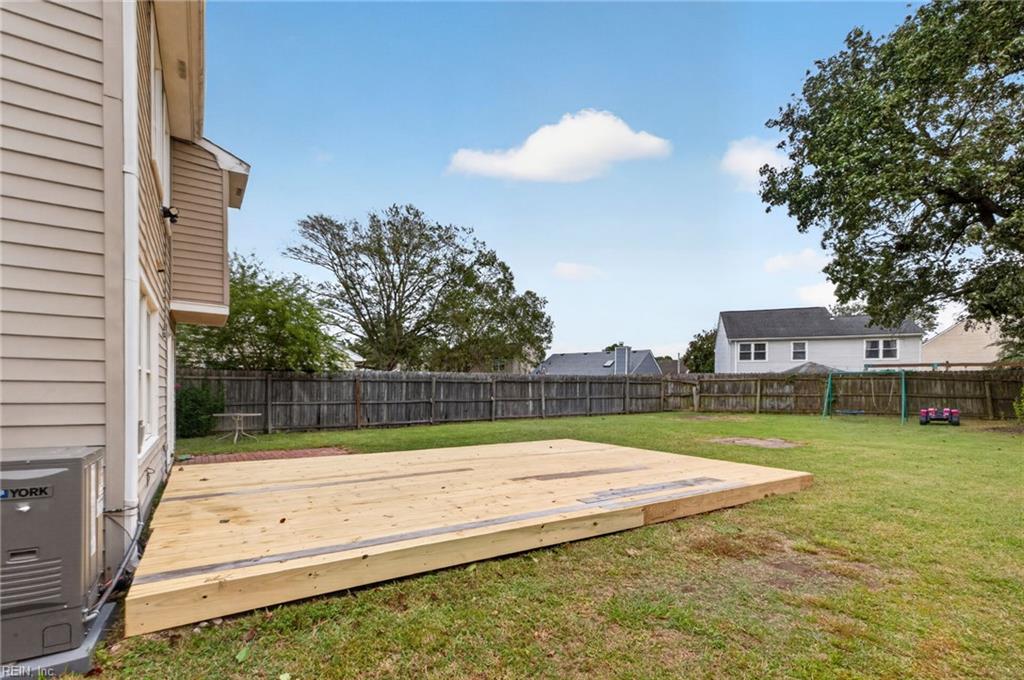 1349 Northvale Dr Property Photo 36