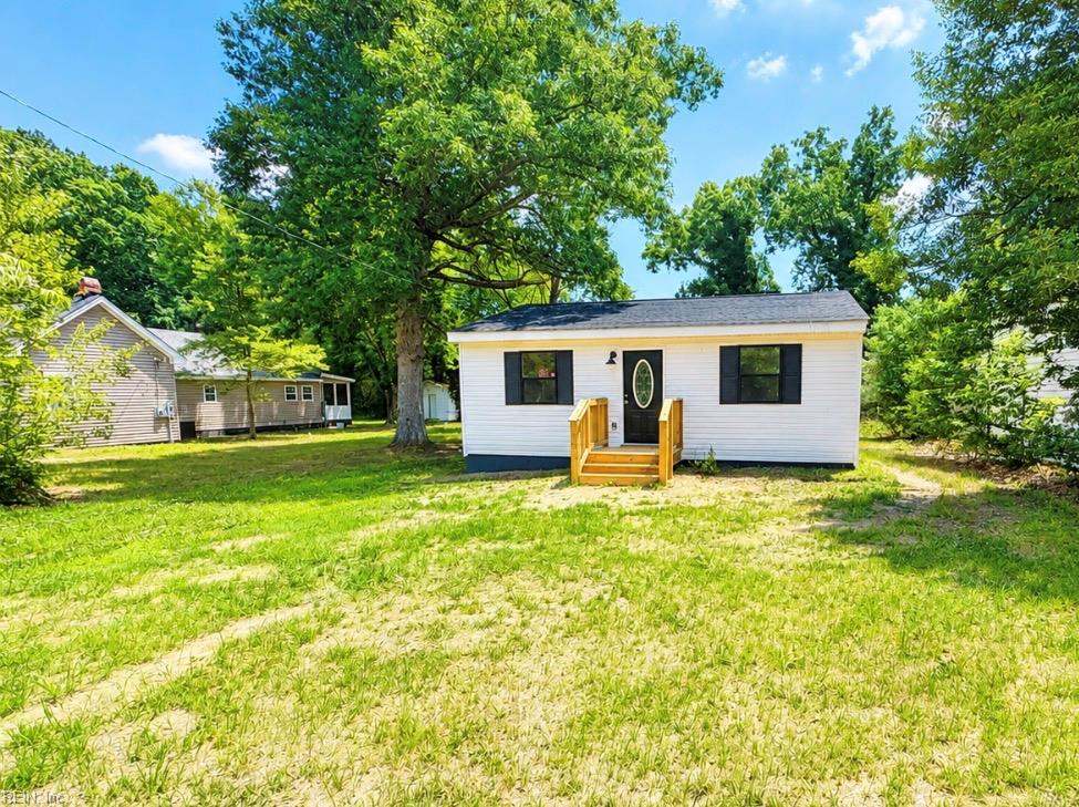 15105 First St Property Photo 1