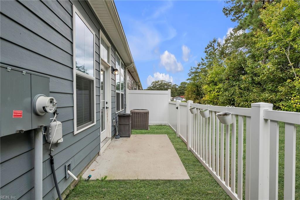 518 Eldridge Ln Property Photo 30