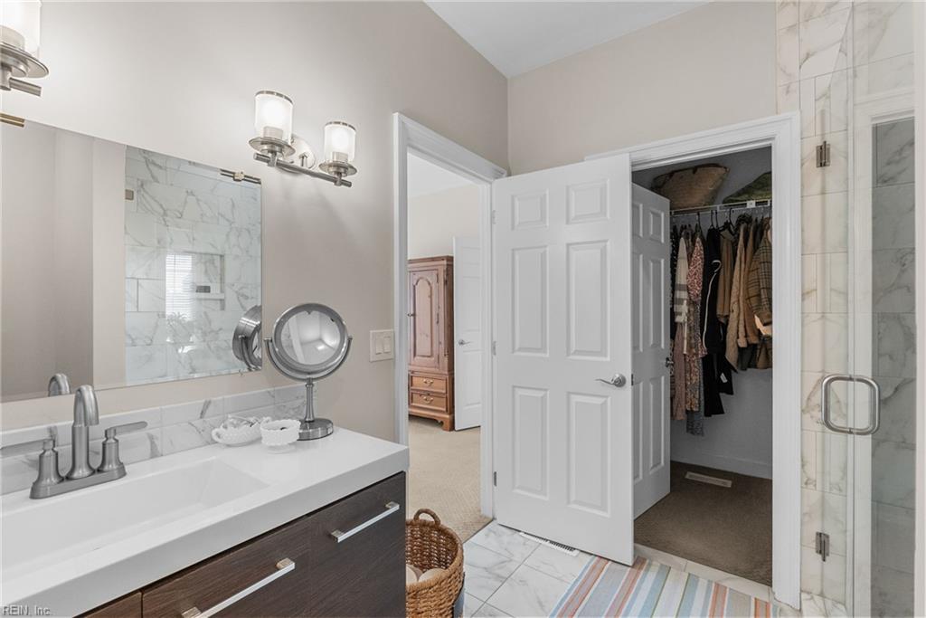 211 Dogleg Dr Property Photo 21