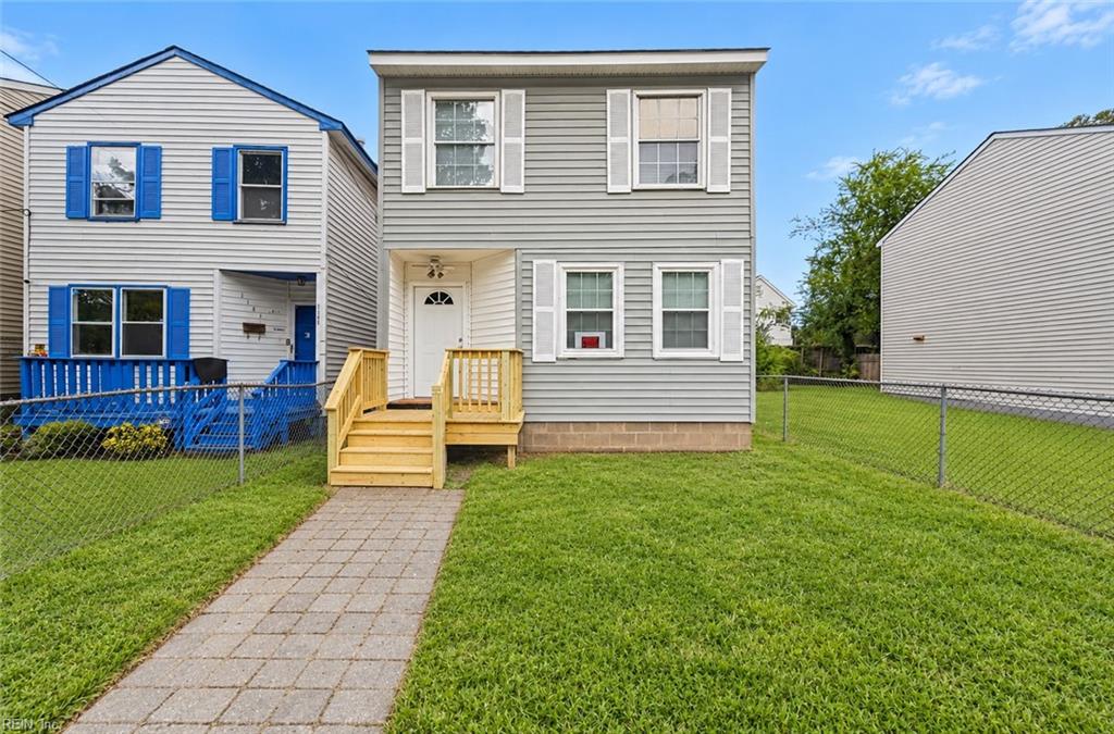 1143 22nd St Property Photo 1