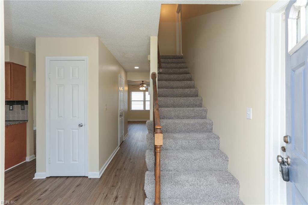 1325 Debbs Ln Property Photo 6