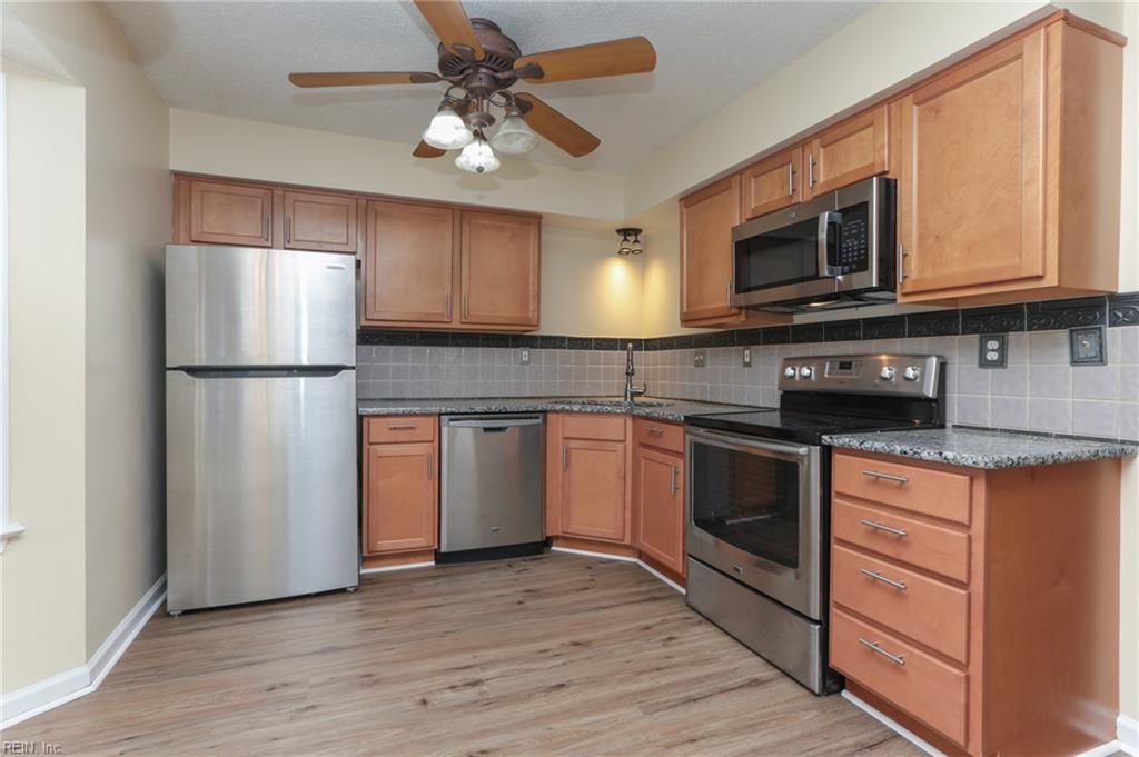 1325 Debbs Ln Property Photo 9