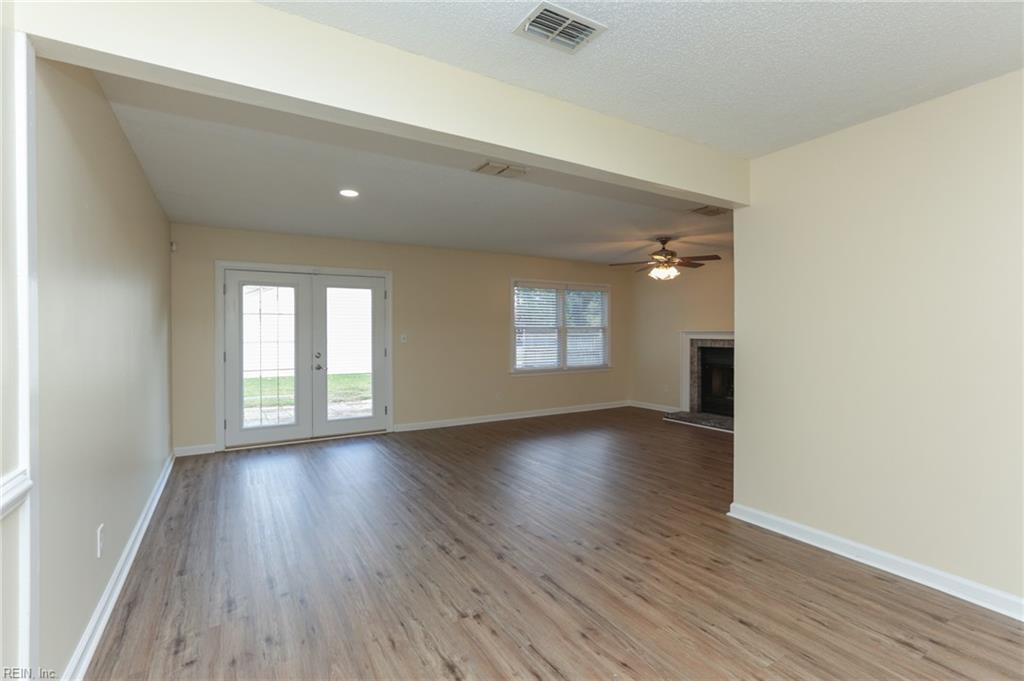 1325 Debbs Ln Property Photo 17