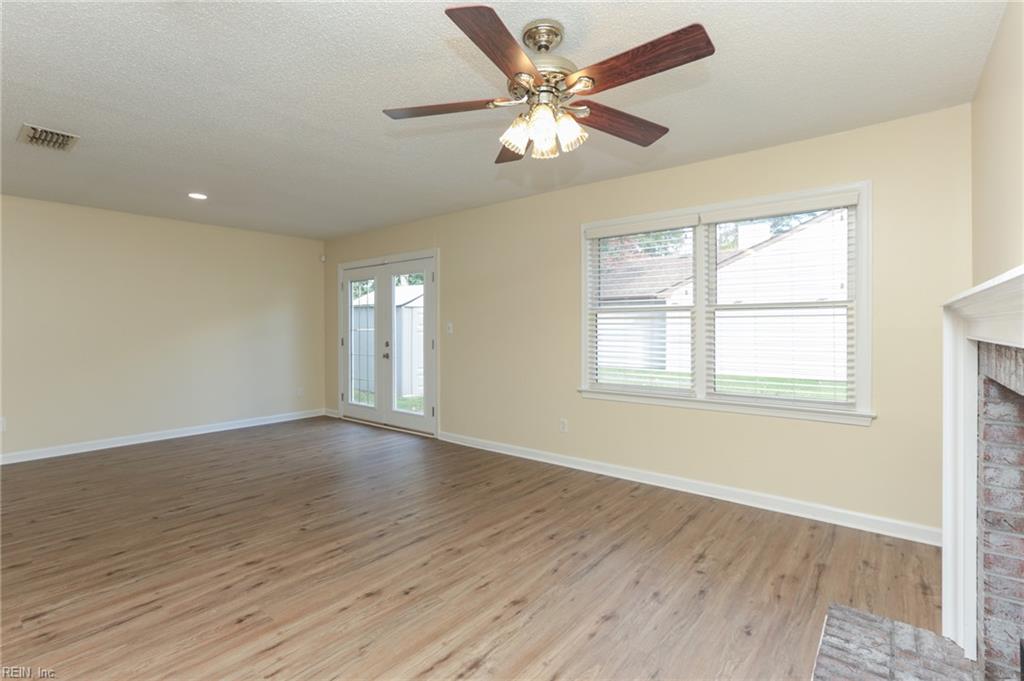 1325 Debbs Ln Property Photo 24