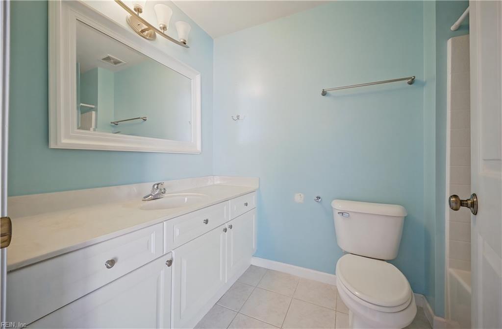 2308 Beach Castle Ln Property Photo 23