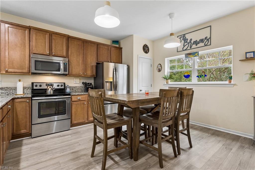420 Heron Lndg Property Photo 3
