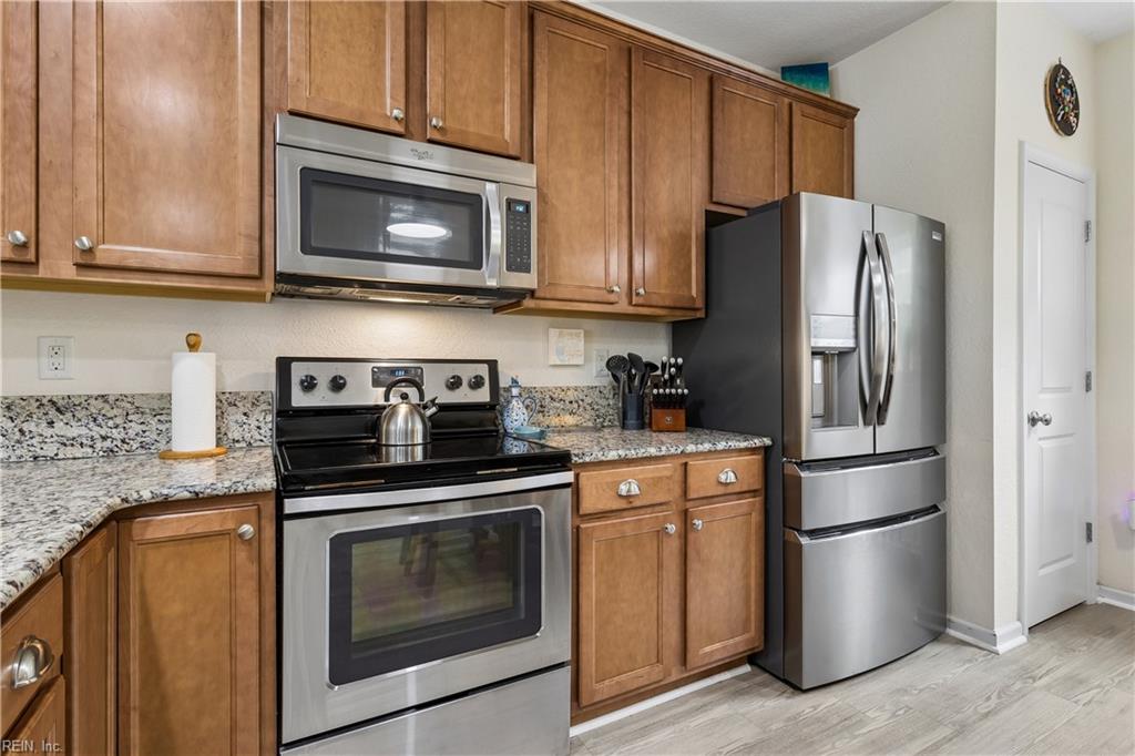 420 Heron Lndg Property Photo 6