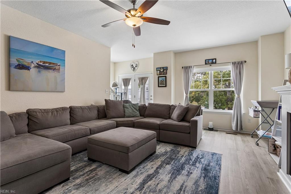 420 Heron Lndg Property Photo 8
