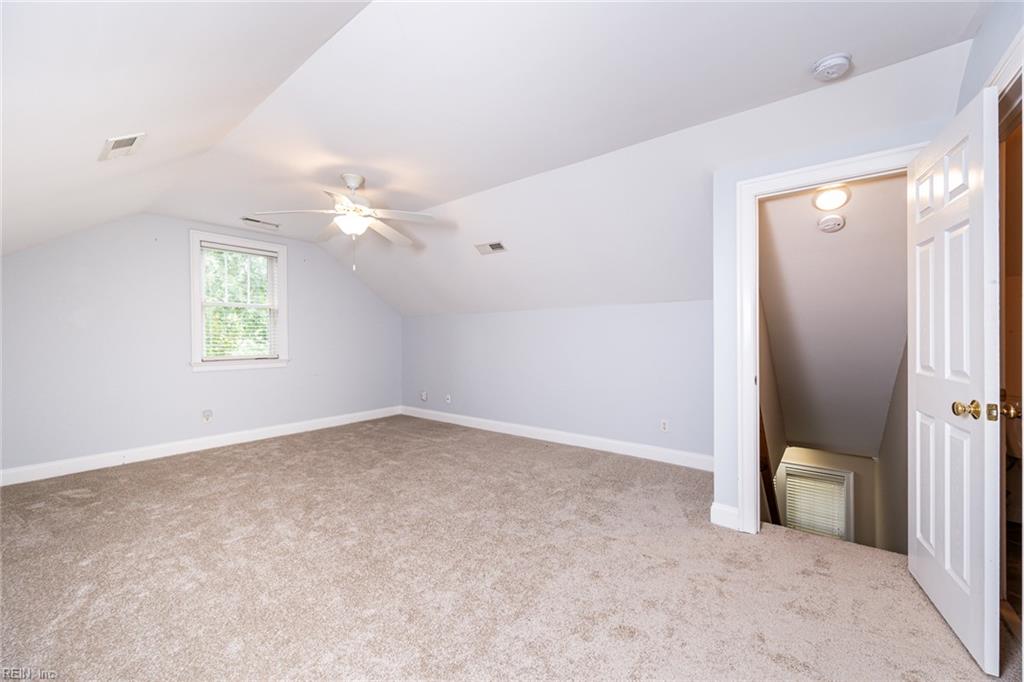 101 Lafayette Pointe Property Photo 35