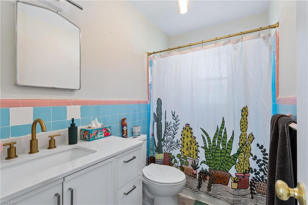 416 Lucas Creek Rd Property Photo 17