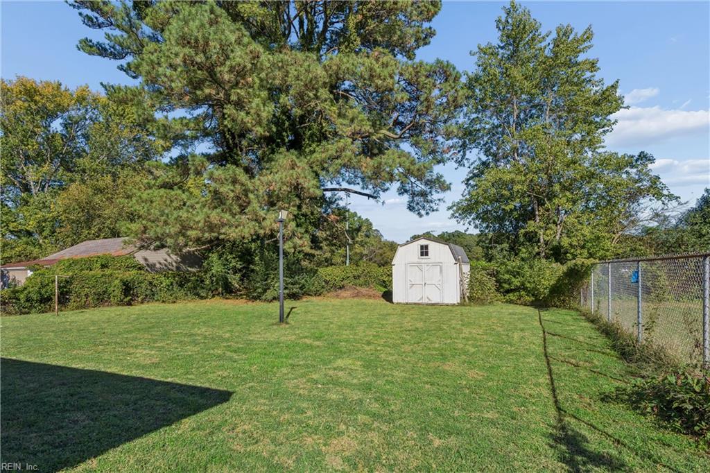 416 Lucas Creek Rd Property Photo 35