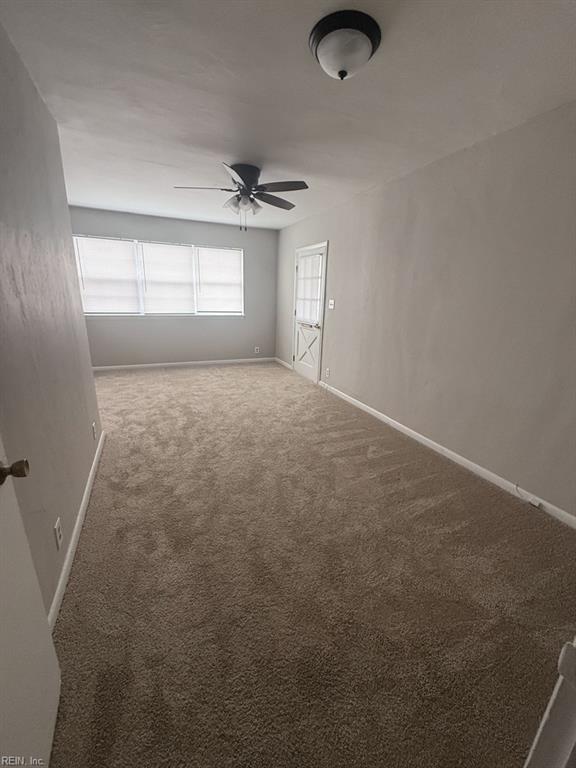 2323 Birch St Property Photo 10