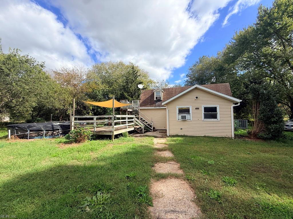 13358 Shields Bridge Rd Property Photo 3