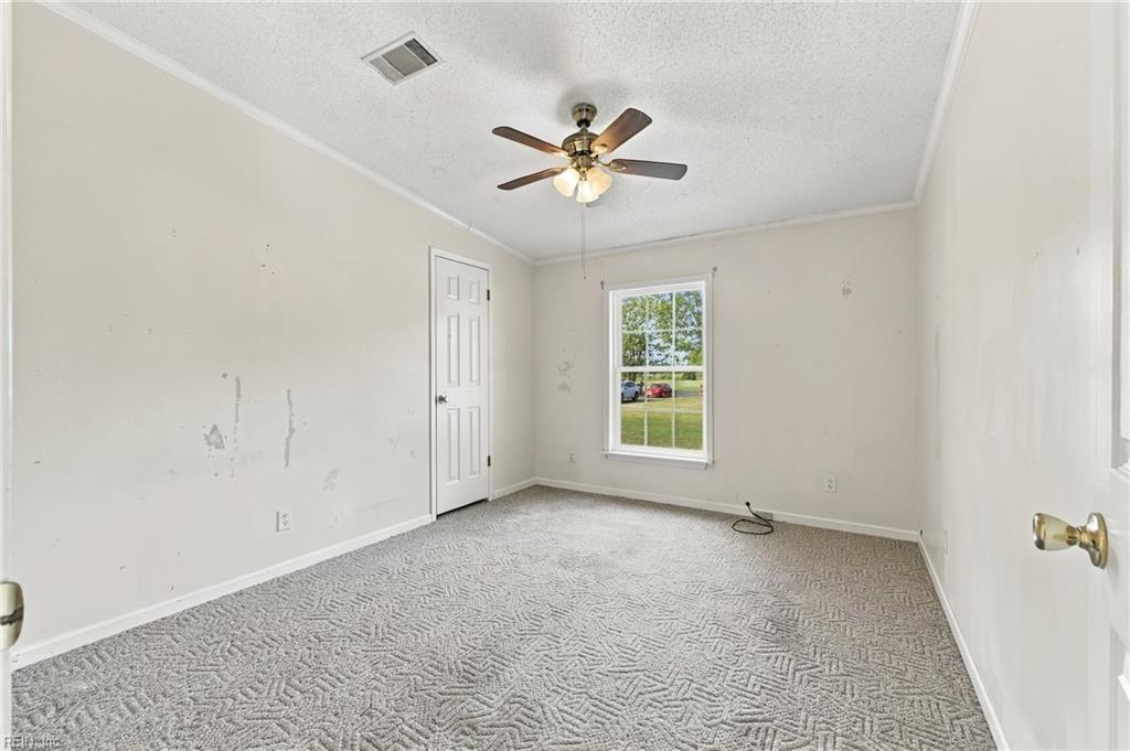 419 Daniels Rd Property Photo 24