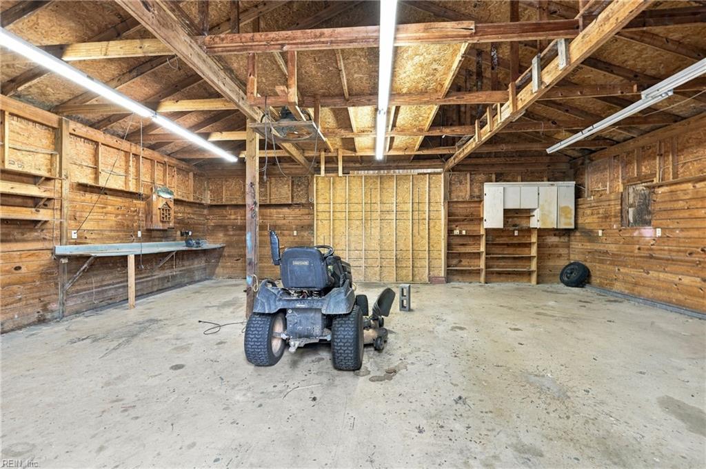 419 Daniels Rd Property Photo 37