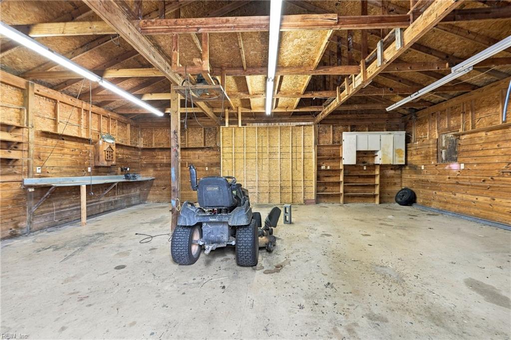419 Daniels Rd Property Photo 38