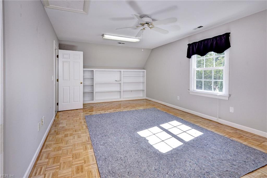 128 Riviera Property Photo 33