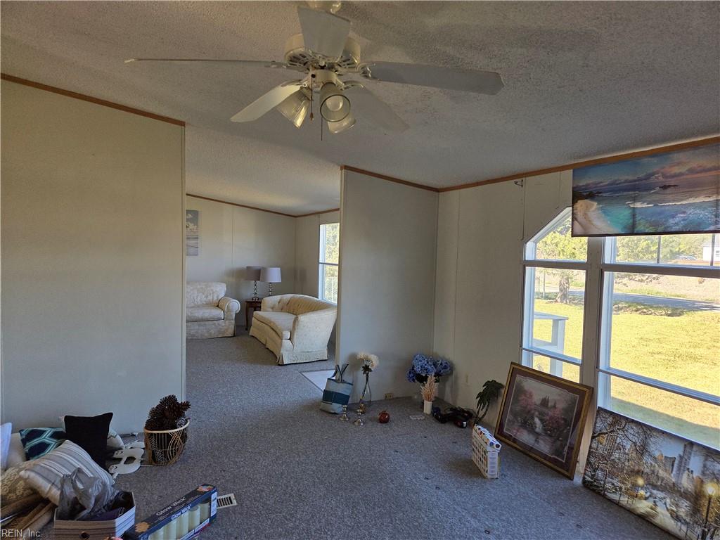 503 Railroad Ave Property Photo 4