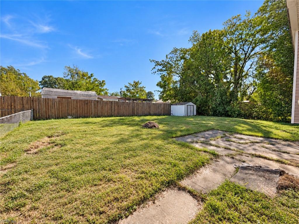 5509 Sandpiper Ln Property Photo 4