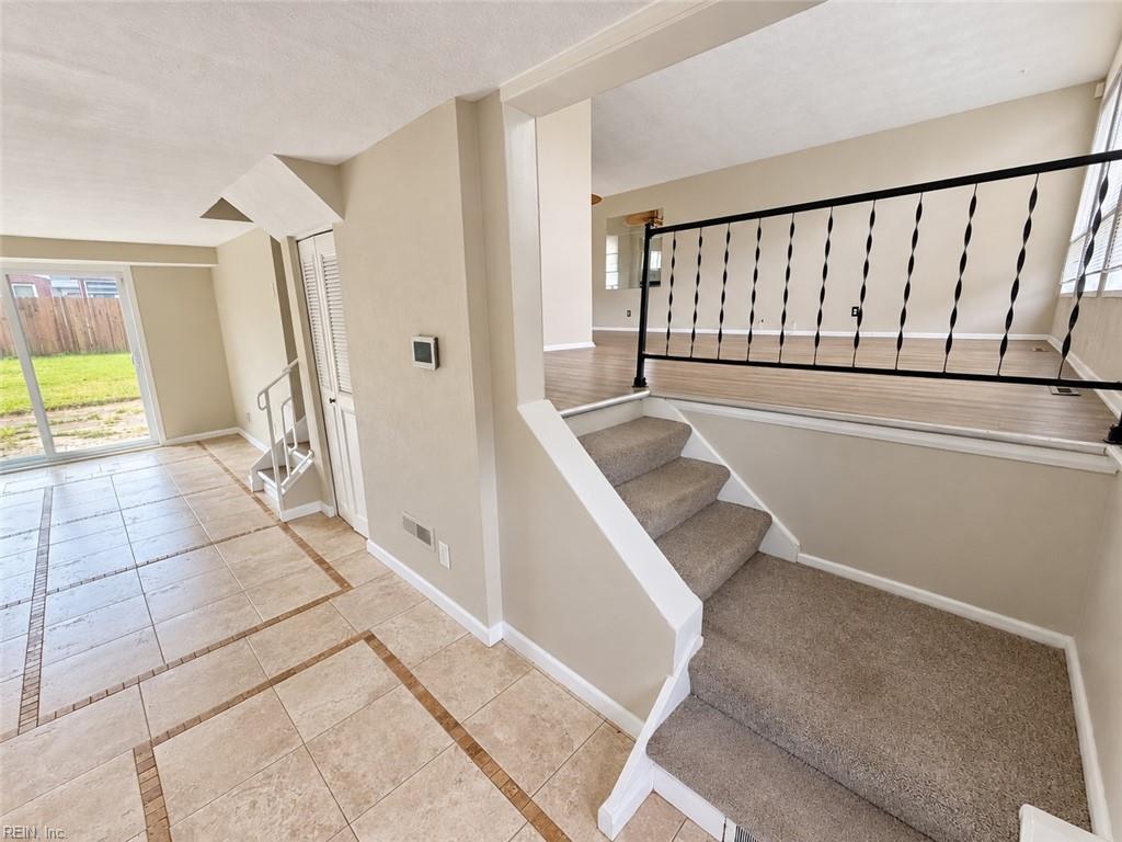 5509 Sandpiper Ln Property Photo 5