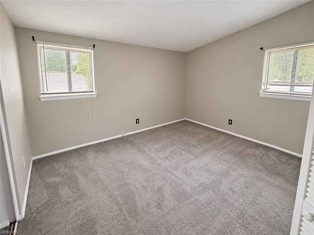 5509 Sandpiper Ln Property Photo 8