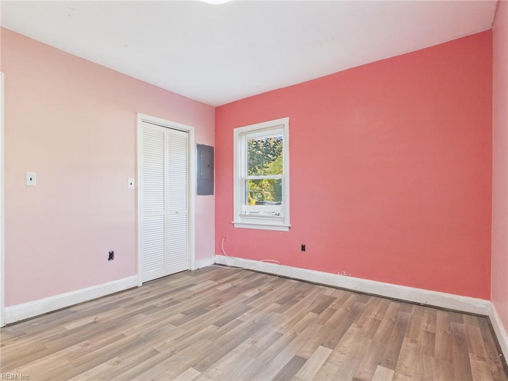 8 Clover St Property Photo 8