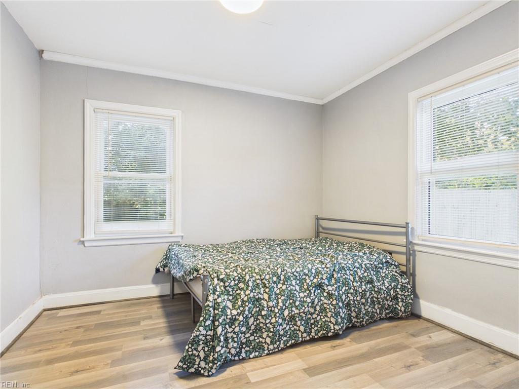 8 Clover St Property Photo 11