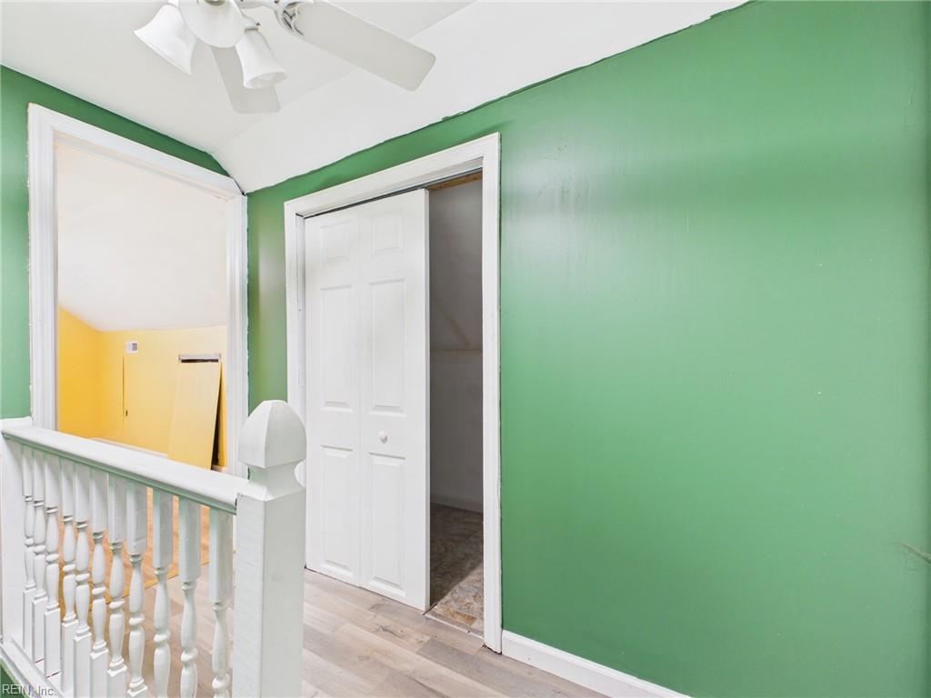 8 Clover St Property Photo 13