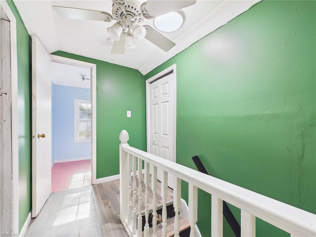 8 Clover St Property Photo 14