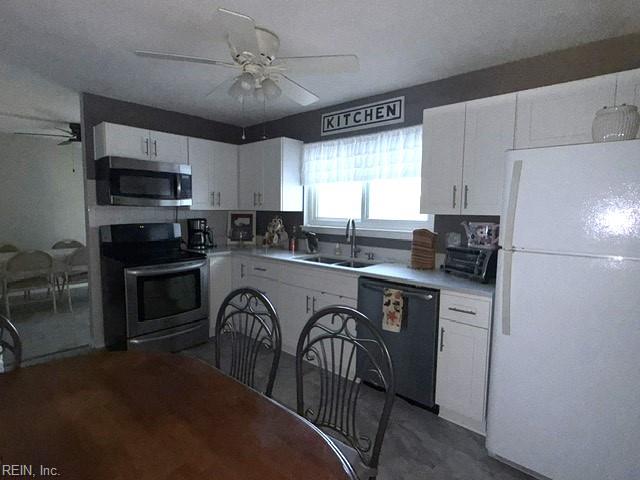 422 Barcelona Ln Property Photo 17