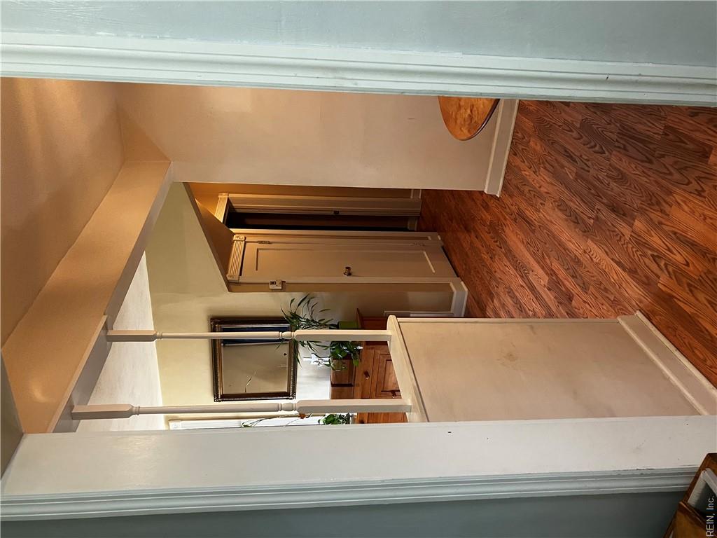 516 Austin St Property Photo 14
