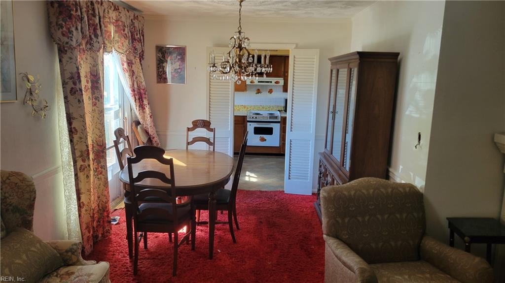 2921 Hilton Ave Property Photo 5