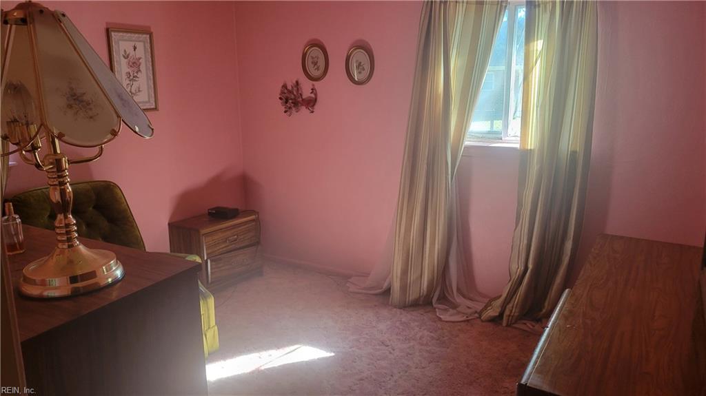 2921 Hilton Ave Property Photo 14