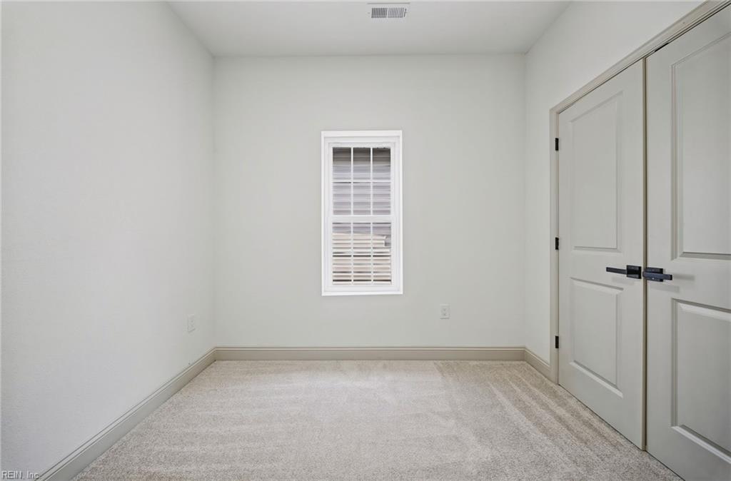 855 Lexington St Property Photo 13