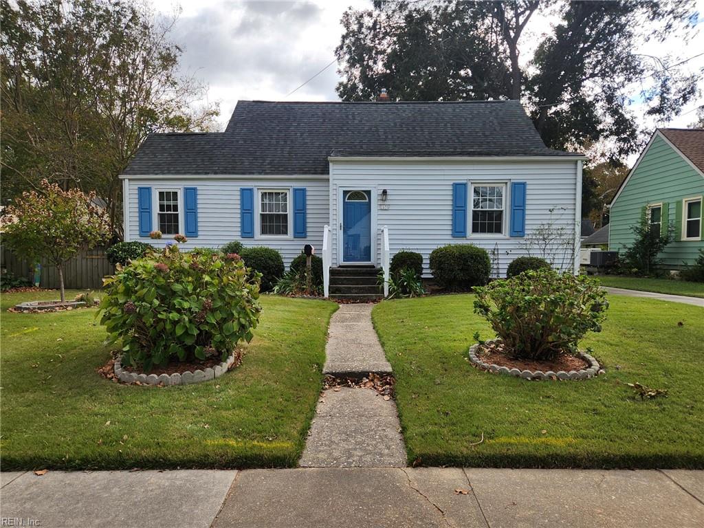 1635 Croyden Rd Property Photo 1