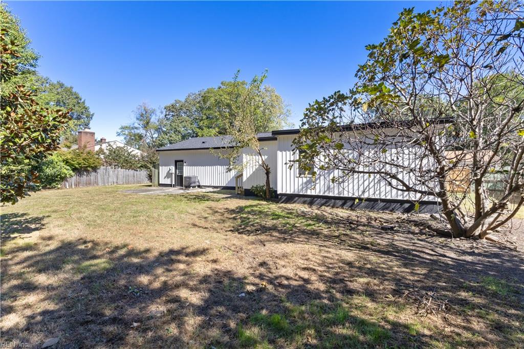 24 Lee Ave Property Photo 26