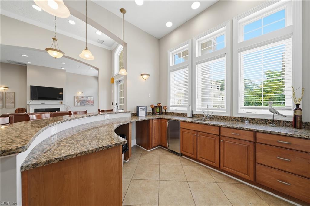 2350 Somerset Way Property Photo 35